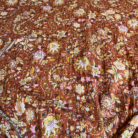 Flowery Dress - Picture 4 of 12